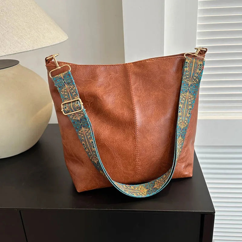 Chelsey | Vintage Charm Leather Shoulder Bag