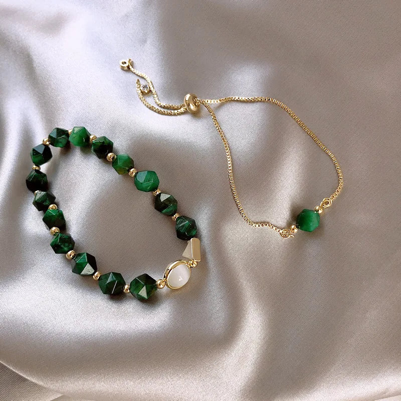 Elegant green bracelet set