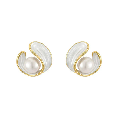 Luxurious Gold Earrings Featuring White Opals and Pearls