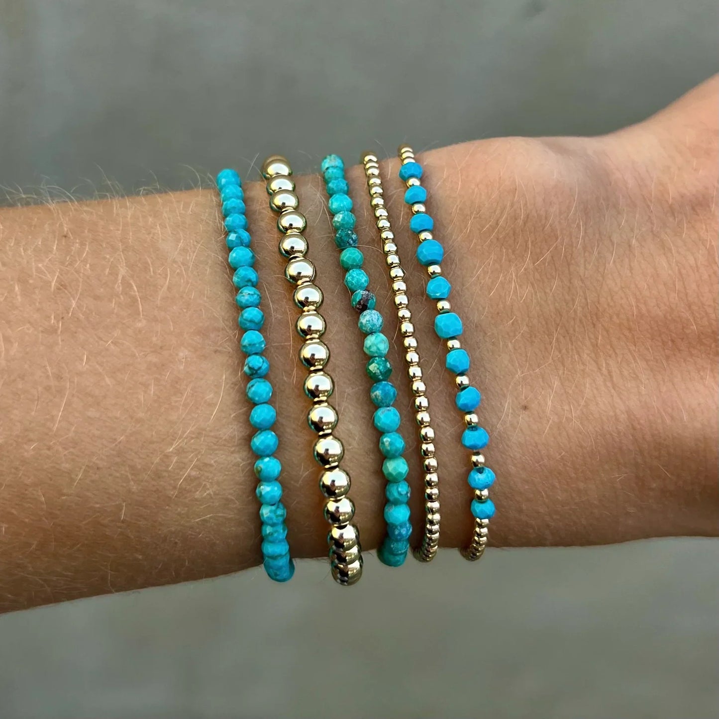 Chic 18K Gold Turquoise Beaded Bracelet
